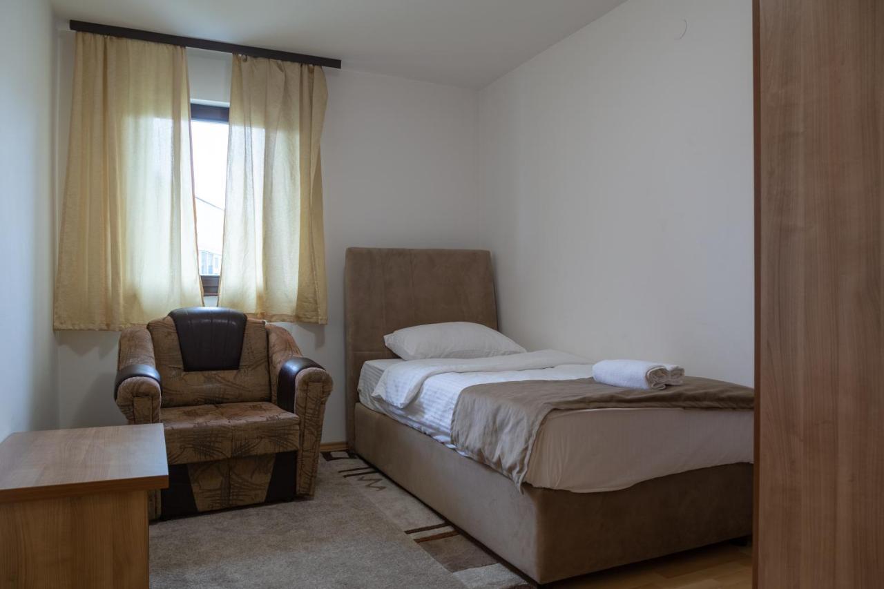 Sun Garden Sarajevo Aparthotel Exteriör bild