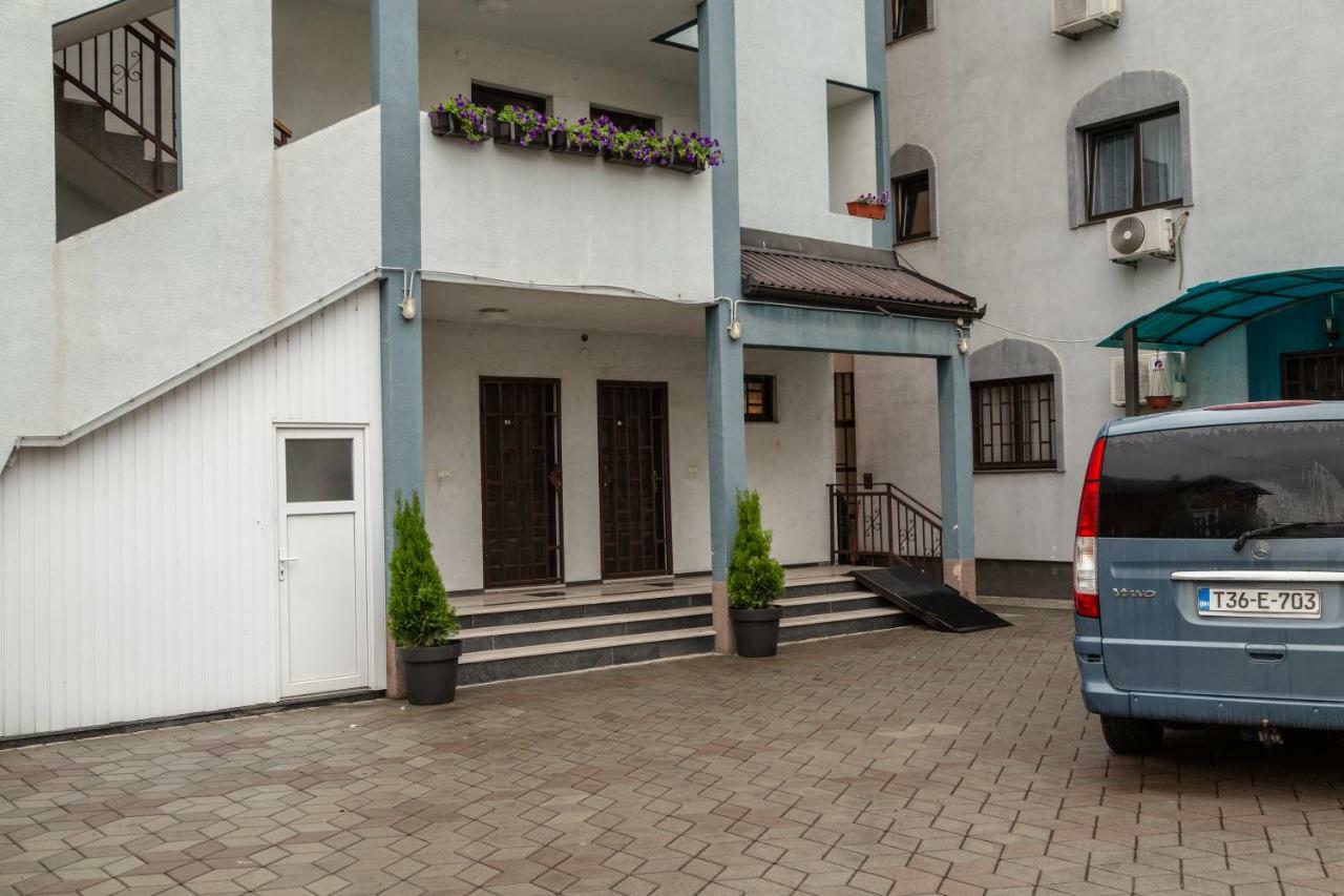 Sun Garden Sarajevo Aparthotel Exteriör bild